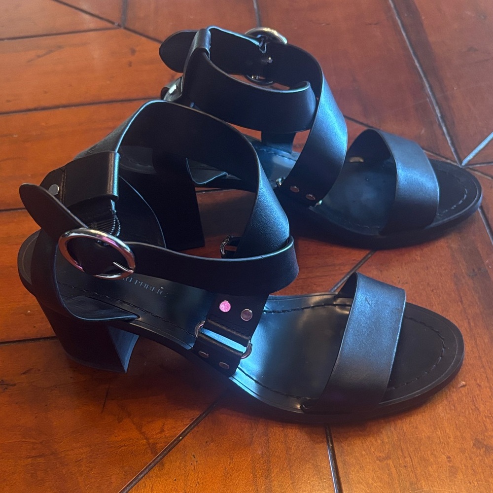 Banana Republic Women's Black Strappy Sandals